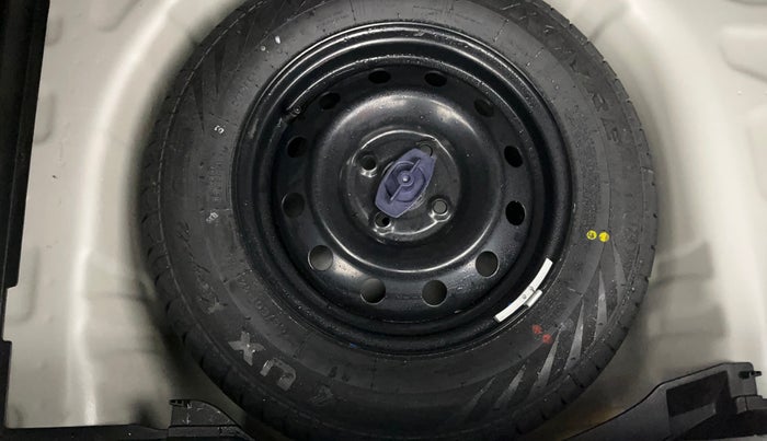 2024 Maruti Swift VXI, Petrol, Manual, 28,064 km, Spare Tyre