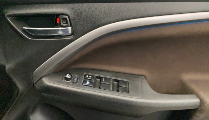 2023 Maruti BREZZA ZXI + SMART HYBRID, Petrol, Manual, 51,975 km, Driver Side Door Panels Control