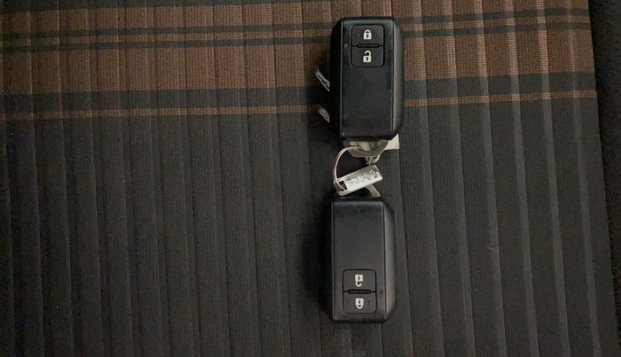 2023 Maruti BREZZA ZXI + SMART HYBRID, Petrol, Manual, 51,975 km, Key Close Up