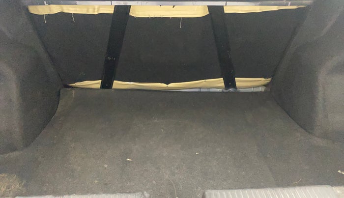 2017 Maruti Dzire ZXI PLUS AMT, Petrol, Automatic, 35,349 km, Boot Inside