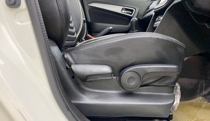 2020 Maruti Vitara Brezza ZXI PLUS, Petrol, Manual, 12,270 km, Driver Side Adjustment Panel