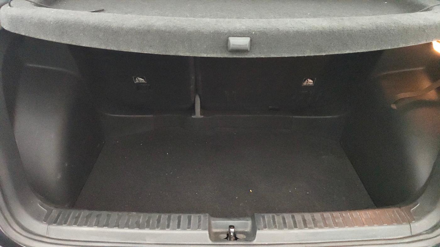 2023 Volkswagen TAIGUN TOPLINE 1.0 TSI AT, Petrol, Automatic, 33,166 km, Boot Inside