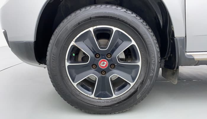 2016 Renault Duster RXZ 110 4WD, Diesel, Manual, 73,208 km, Left Front Wheel