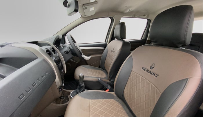 2016 Renault Duster RXL PETROL 104, Petrol, Manual, 27,083 km, Right Side Front Door Cabin
