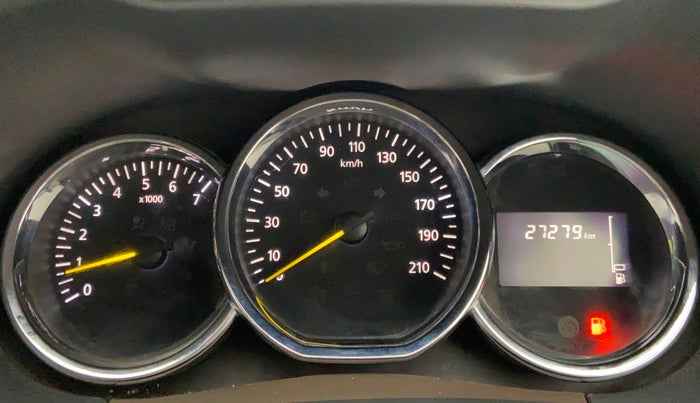 2016 Renault Duster RXL PETROL 104, Petrol, Manual, 27,083 km, Odometer Image