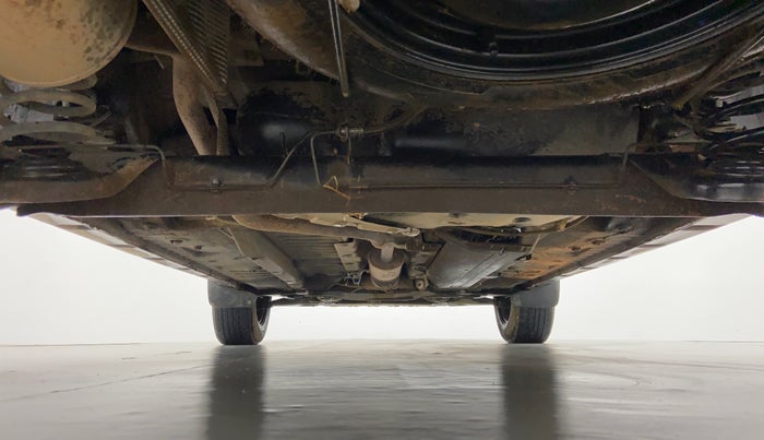 2016 Renault Duster RXL PETROL 104, Petrol, Manual, 27,083 km, Rear Underbody