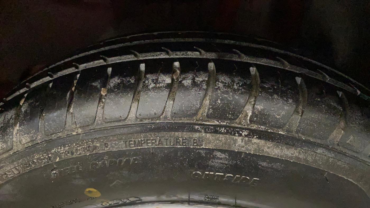 2022 Maruti Swift LXI, Petrol, Manual, 30,283 km, Left Rear Tyre Tread