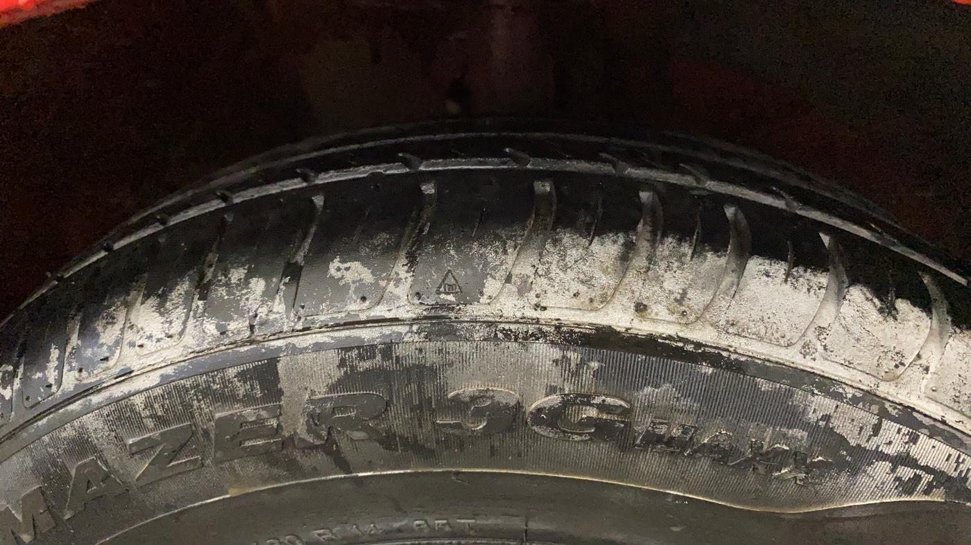 2022 Maruti Swift LXI, Petrol, Manual, 30,283 km, Right Front Tyre Tread