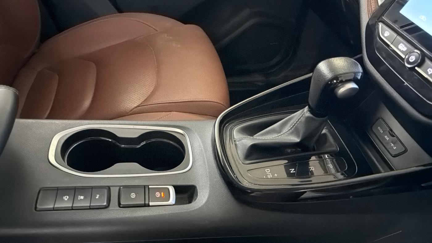 2020 MG HECTOR PLUS SHARP 1.5 PETROL TURBO DCT 6-STR, Petrol, Automatic, 33,488 km, Gear Lever