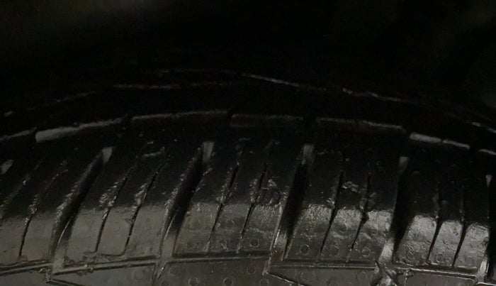 2018 Hyundai Creta SX (O) 1.6 PETROL, Petrol, Manual, 32,514 km, Left Rear Tyre Tread