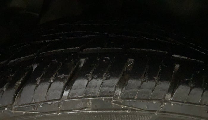 2018 Hyundai Creta SX (O) 1.6 PETROL, Petrol, Manual, 32,514 km, Right Rear Tyre Tread