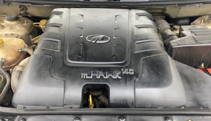 2016 Mahindra XUV500 W6, Diesel, Manual, 89,770 km, Engine View