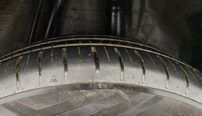 2017 Honda WR-V 1.5L I-DTEC VX MT, Diesel, Manual, 98,701 km, Left Rear Tyre Tread