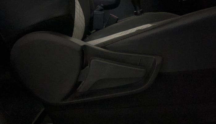 2023 Maruti Alto K10 VXI, Petrol, Manual, 13,895 km, Driver Side Adjustment Panel