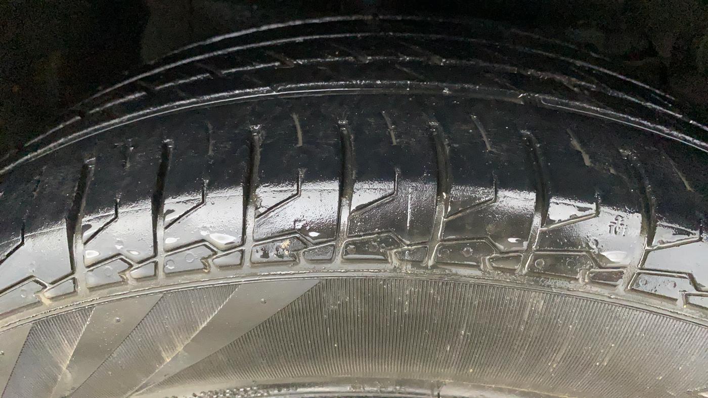 2021 Maruti S Cross ZETA 1.5, Petrol, Manual, 41,904 km, Right Front Tyre Tread