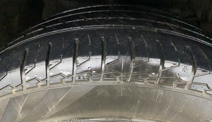 2021 Maruti S Cross ZETA 1.5, Petrol, Manual, 41,904 km, Right Front Tyre Tread