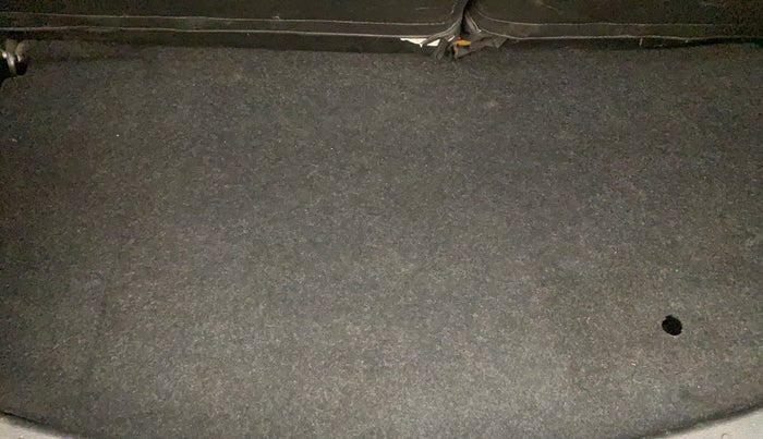 2018 Maruti Wagon R 1.0 VXI OPT, Petrol, Manual, 9,918 km, Boot Inside