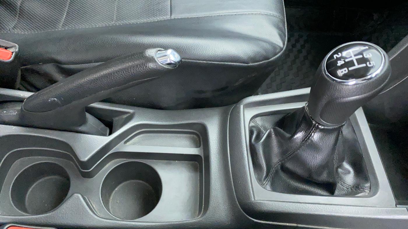 2017 Maruti Vitara Brezza VDI, Diesel, Manual, 34,431 km, Gear Lever
