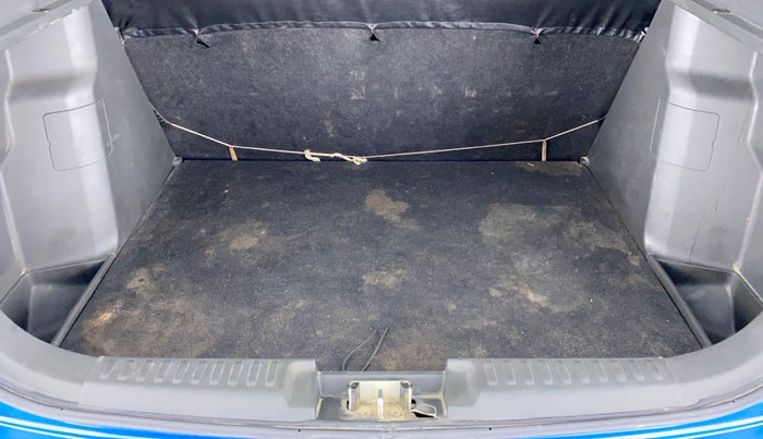 2017 Maruti Vitara Brezza VDI, Diesel, Manual, 34,431 km, Boot Inside
