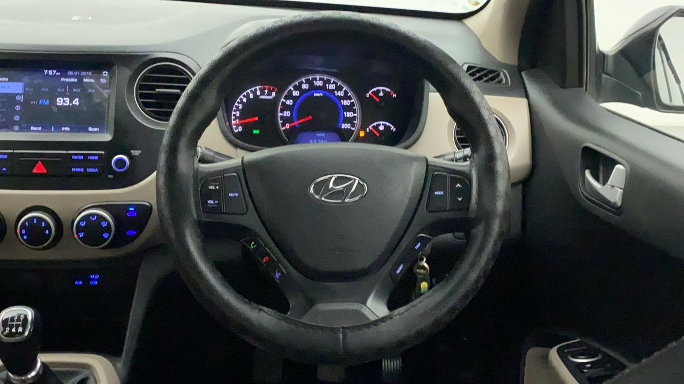 2017 Hyundai Grand i10 SPORTZ (O) 1.2 KAPPA VTVT, Petrol, Manual, 76,053 km, Steering Wheel Close Up