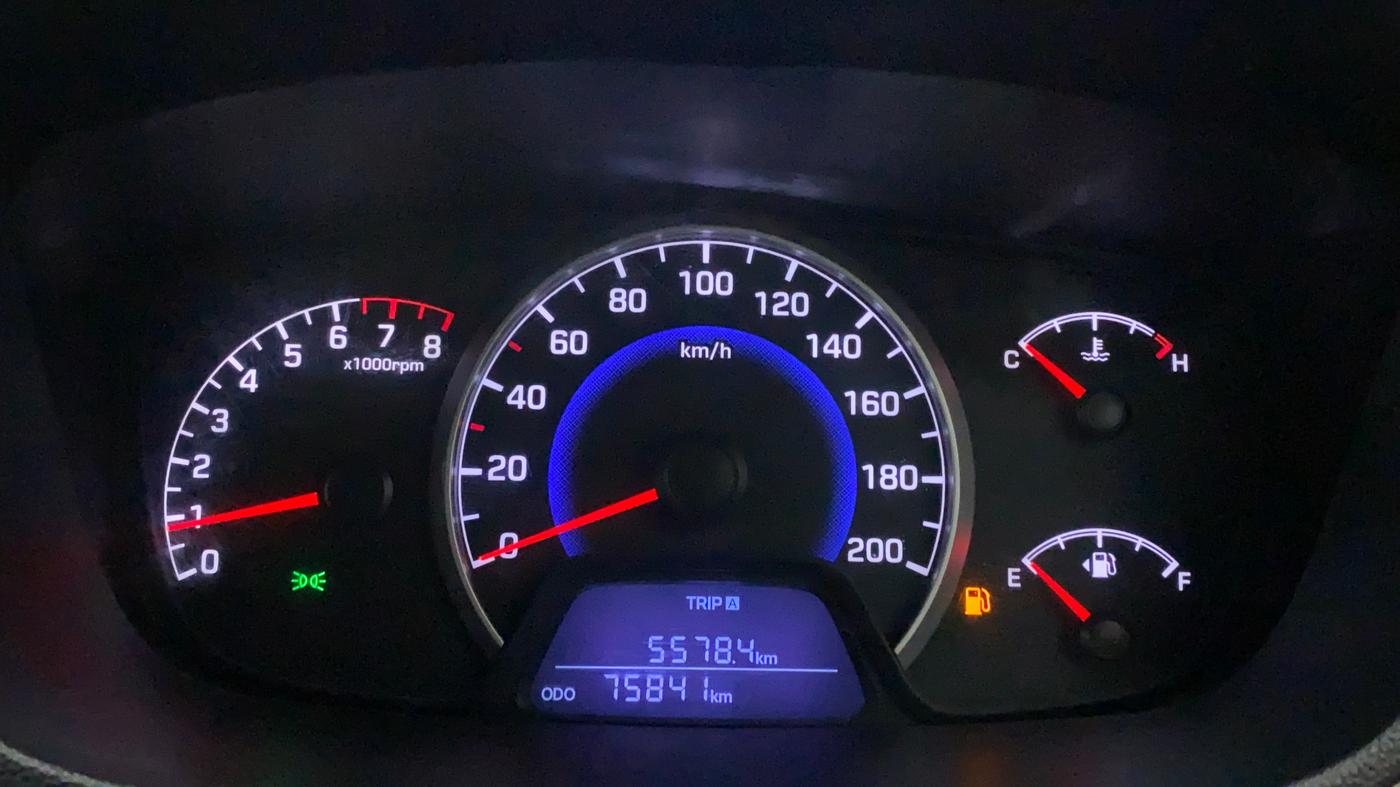 2017 Hyundai Grand i10 SPORTZ (O) 1.2 KAPPA VTVT, Petrol, Manual, 76,053 km, Odometer Image