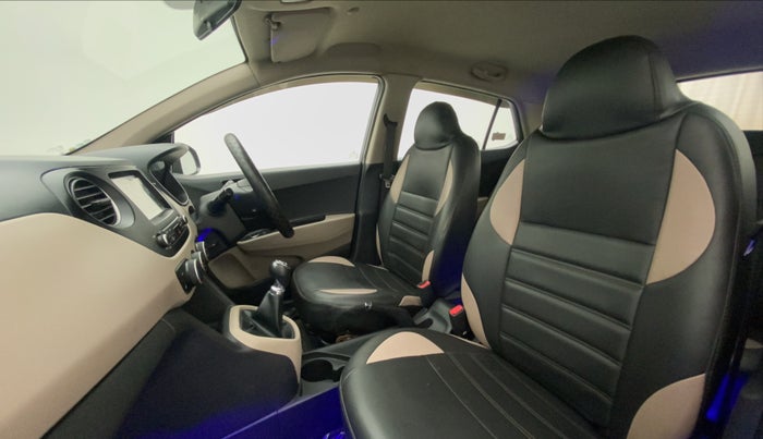 2017 Hyundai Grand i10 SPORTZ (O) 1.2 KAPPA VTVT, Petrol, Manual, 76,053 km, Right Side Front Door Cabin
