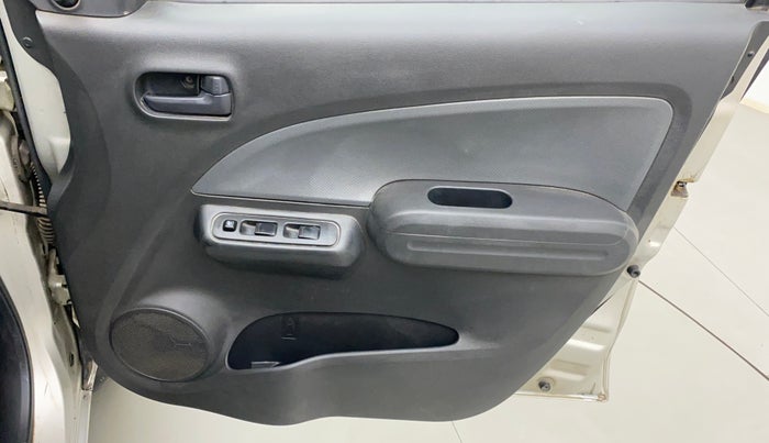 2012 Maruti Ritz LXI, Petrol, Manual, 74,168 km, Driver Side Door Panels Control