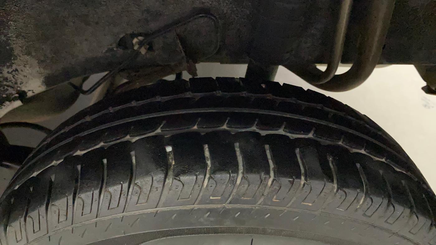 2016 Datsun Go T, Petrol, Manual, 80,466 km, Left Rear Tyre Tread