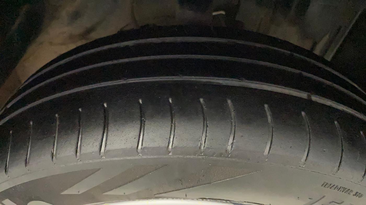2016 Datsun Go T, Petrol, Manual, 80,466 km, Right Front Tyre Tread