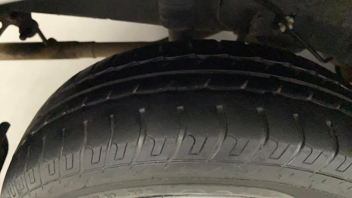 2016 Datsun Go T, Petrol, Manual, 80,466 km, Right Rear Tyre Tread