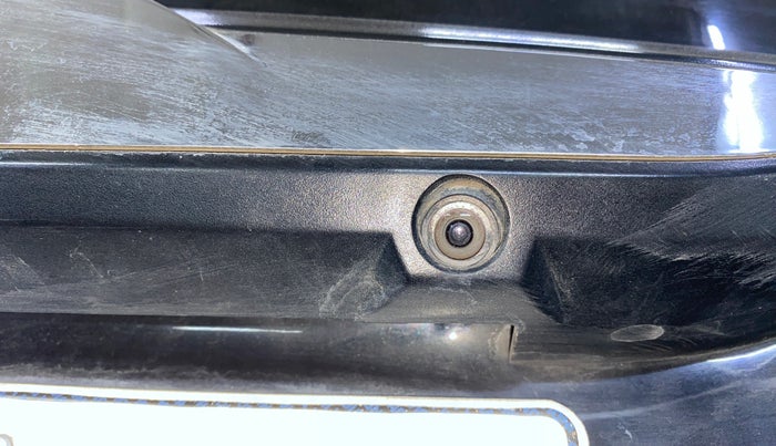 2017 Mahindra XUV500 W10 AT, Diesel, Automatic, 93,439 km, Parking Camera