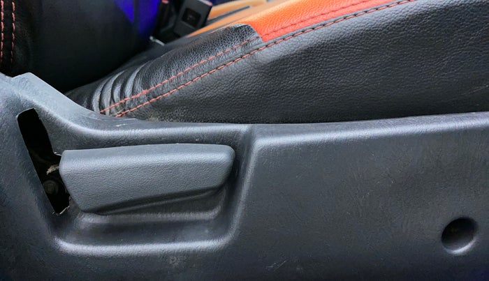 2015 Maruti Alto K10 VXI, Petrol, Manual, 60,073 km, Driver Side Adjustment Panel