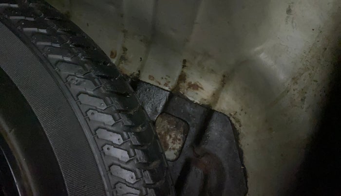 2015 Maruti Alto K10 VXI, Petrol, Manual, 60,073 km, Boot floor - Slight discoloration