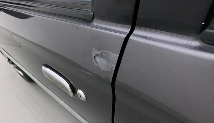 2015 Maruti Alto K10 VXI, Petrol, Manual, 60,073 km, Front passenger door - Slightly dented