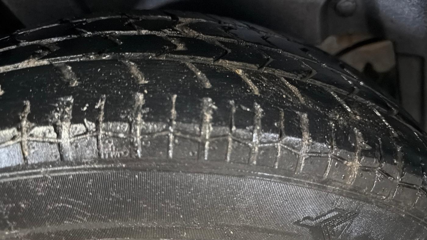 2014 Maruti Swift VXI, Petrol, Manual, 35,087 km, Right Rear Tyre Tread