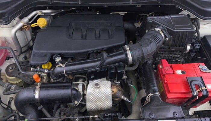 2020 Mahindra XUV300 W8 (O) 1.2 PETROL, Petrol, Manual, 34,817 km, Engine View