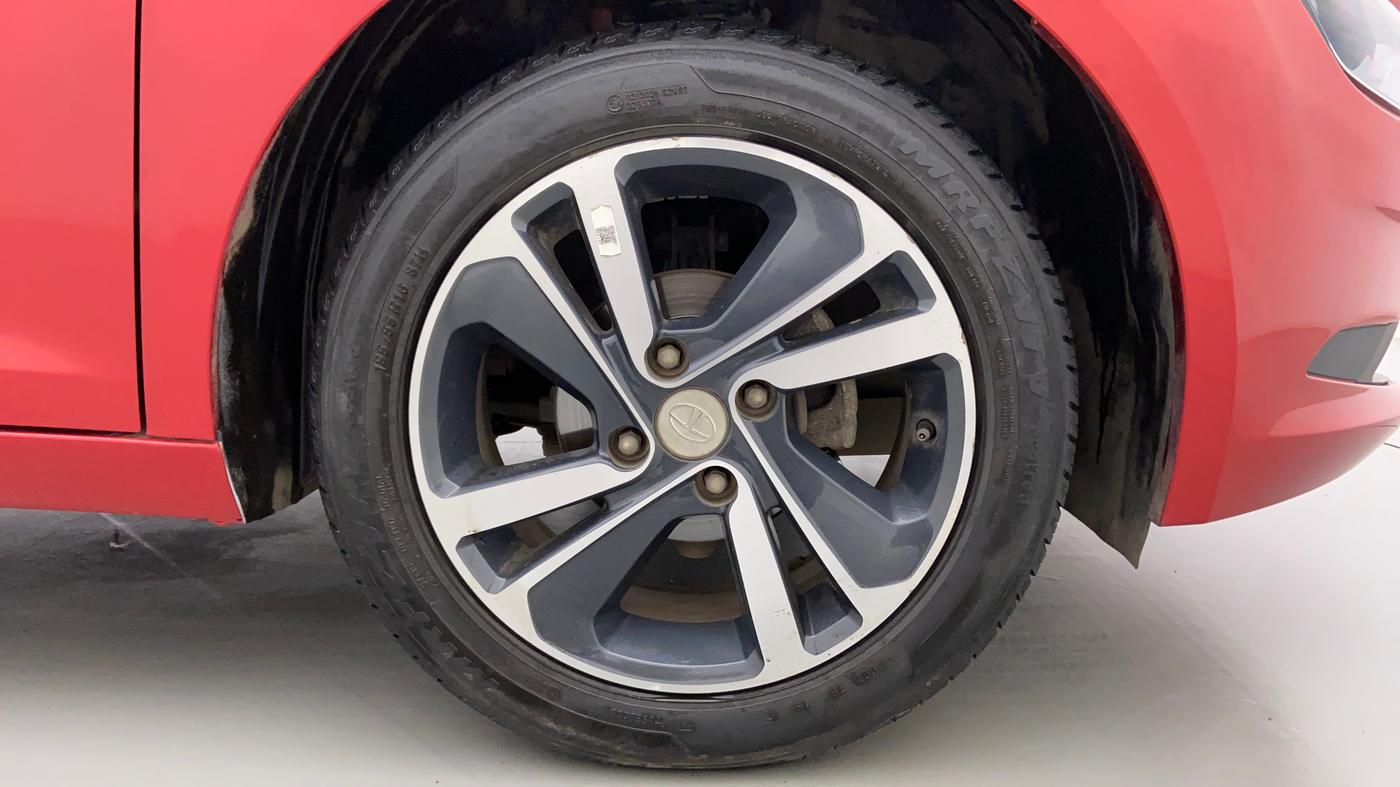 2020 Tata ALTROZ XZ 1.2, Petrol, Manual, 20,618 km, Right Front Wheel