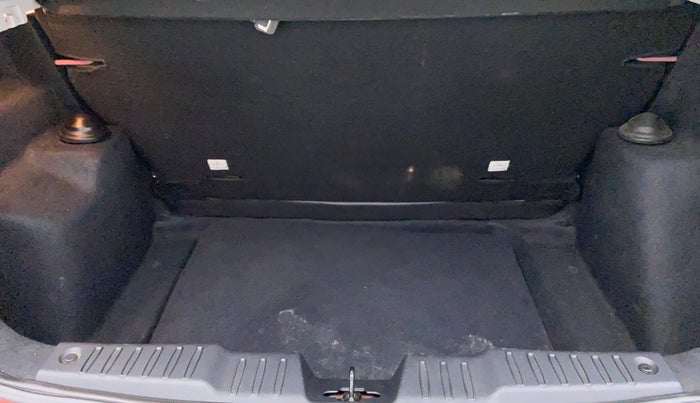 2020 Tata ALTROZ XZ 1.2, Petrol, Manual, 20,618 km, Boot Inside