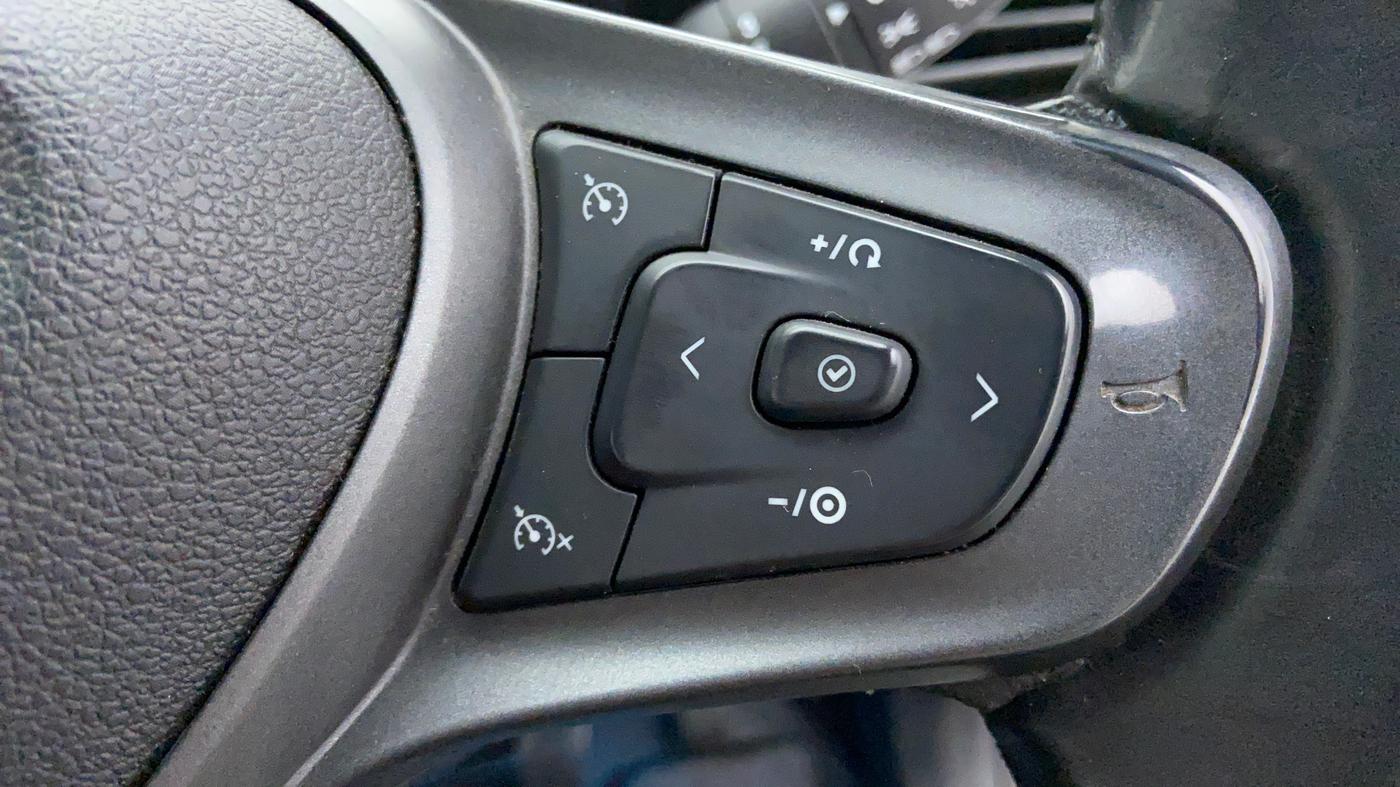 2020 Tata ALTROZ XZ 1.2, Petrol, Manual, 20,618 km, Adaptive Cruise Control