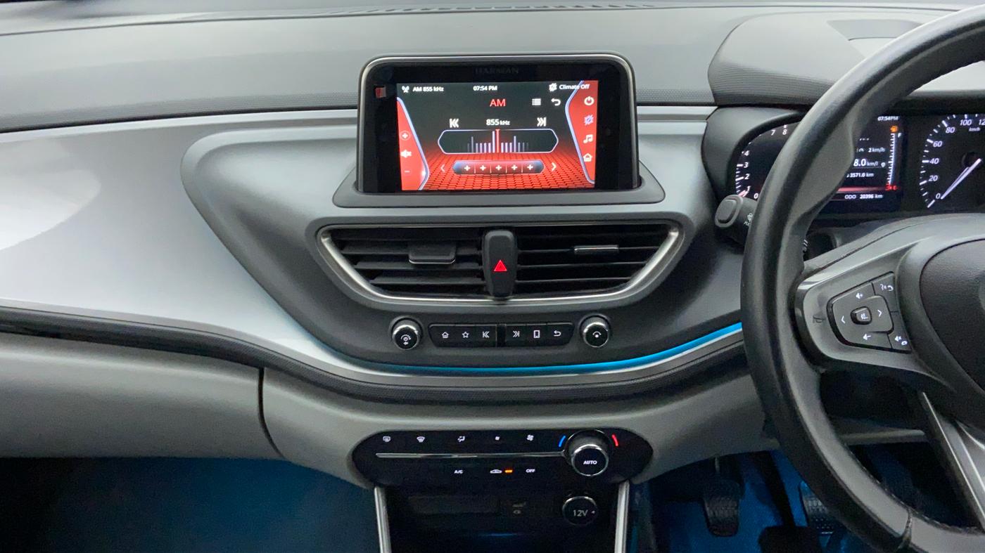 2020 Tata ALTROZ XZ 1.2, Petrol, Manual, 20,618 km, Air Conditioner