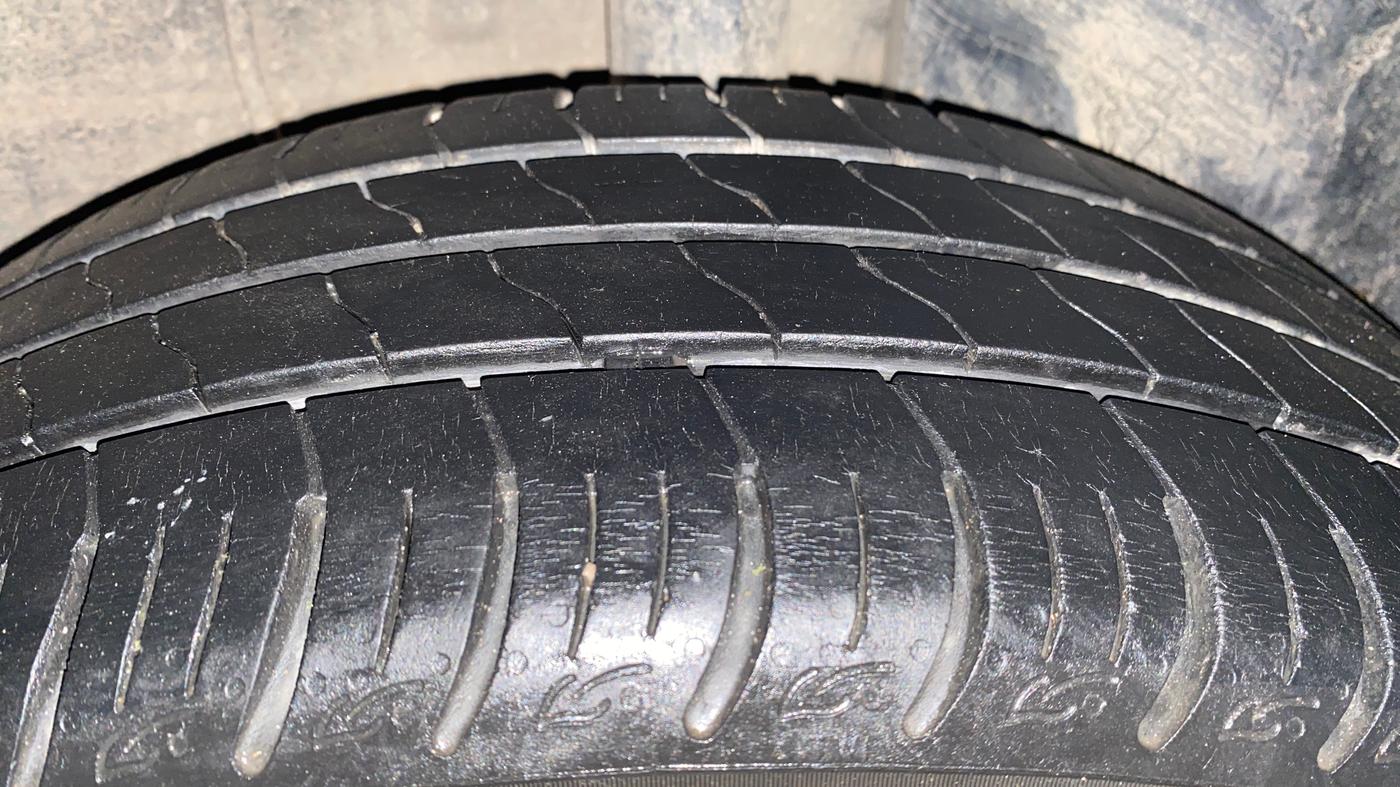 2021 Tata ALTROZ XZ PETROL, Petrol, Manual, 22,071 km, Left Rear Tyre Tread