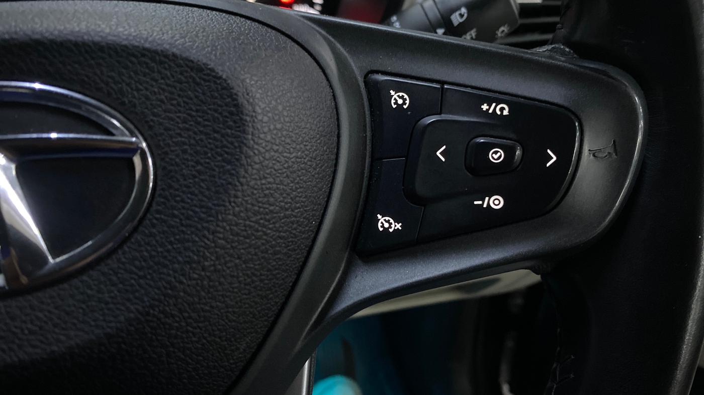 2021 Tata ALTROZ XZ PETROL, Petrol, Manual, 22,071 km, Adaptive Cruise Control