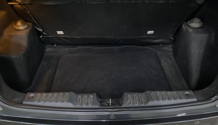 2021 Tata ALTROZ XZ PETROL, Petrol, Manual, 22,071 km, Boot Inside