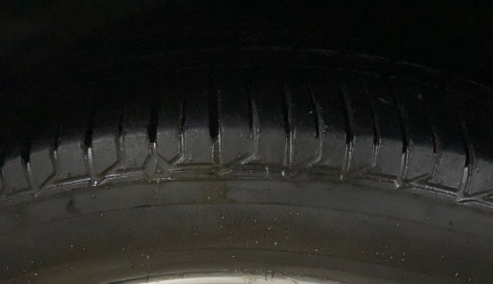 2020 Nissan Micra XV CVT, Petrol, Automatic, 79,380 km, Right Rear Tyre Tread