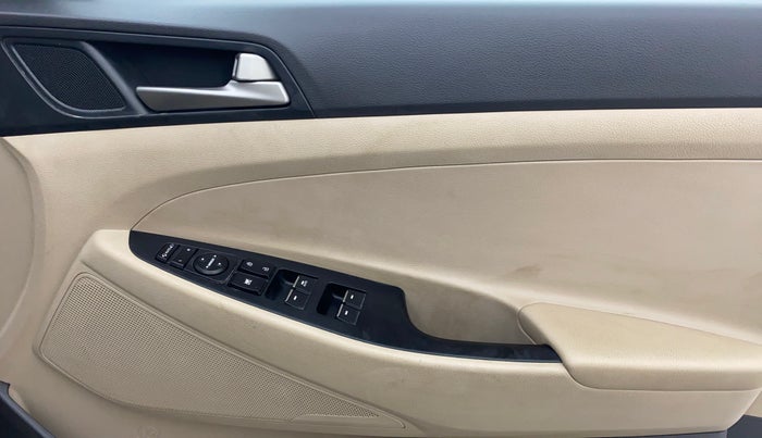 2019 Hyundai Tucson GLS 2WD AT PETROL, Petrol, Automatic, 63,629 km, Driver Side Door Panels Control