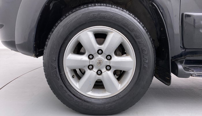 2009 Toyota Fortuner 3.0 MT 4X4, Diesel, Manual, 2,17,011 km, Left Front Wheel