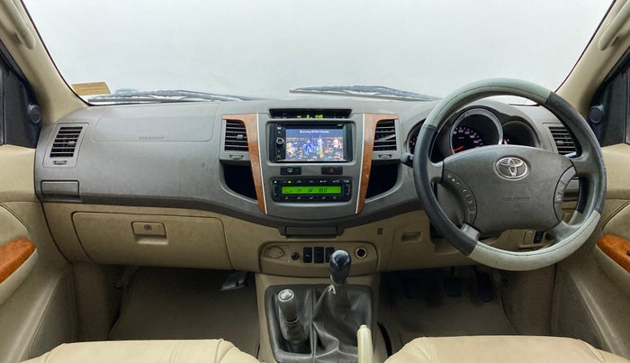 2009 Toyota Fortuner 3.0 MT 4X4, Diesel, Manual, 2,17,011 km, Dashboard