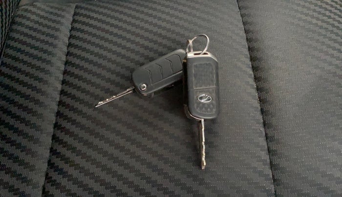 2021 Mahindra Thar LX PETROL HT 4WD AT, Petrol, Automatic, 37,786 km, Key Close Up