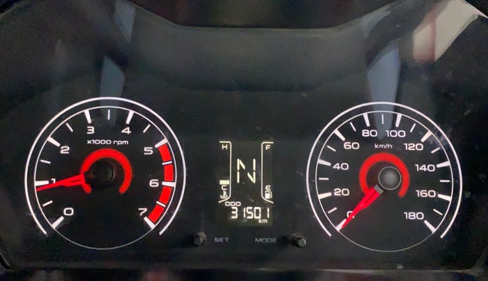 2017 Mahindra Kuv100 K4 6 STR, Petrol, Manual, 31,501 km, Odometer Image