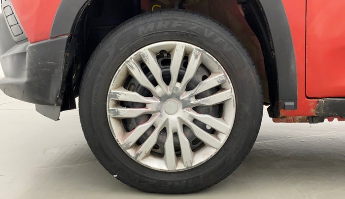 2017 Mahindra Kuv100 K4 6 STR, Petrol, Manual, 31,501 km, Left Front Wheel